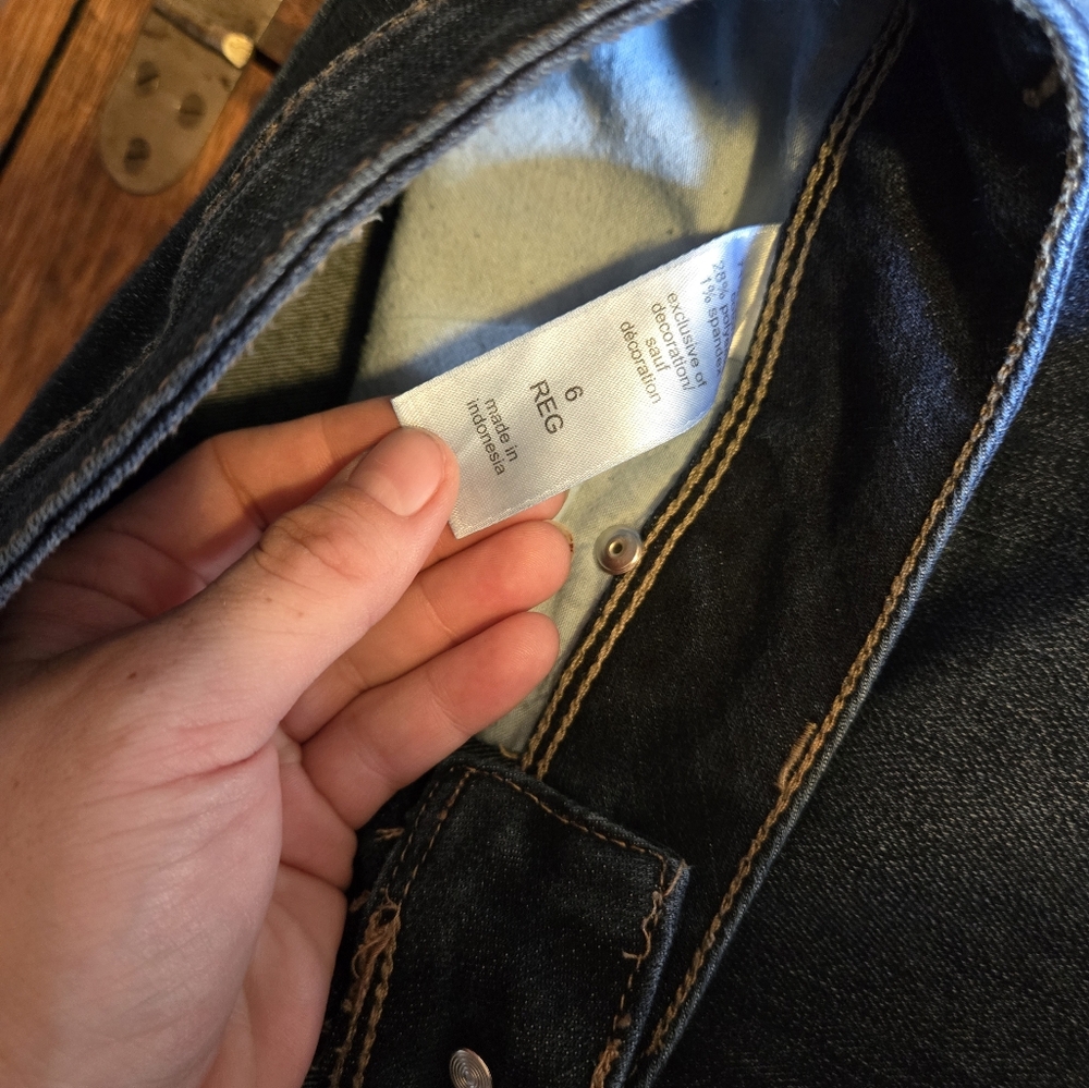 Maurices jeans